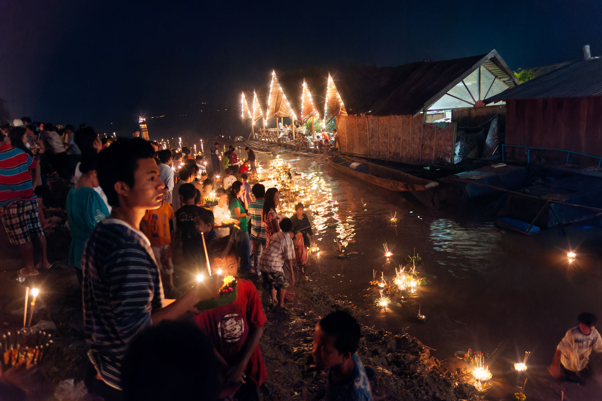 Boun Lay Heua Fai Fest in Savannakhét. Es markiert das Ende der Regenzeit